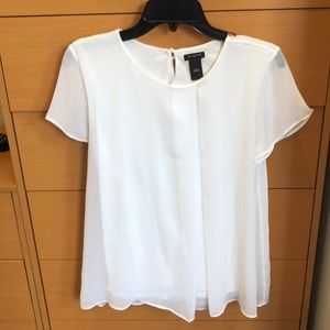 Ann Taylor flowy blouse